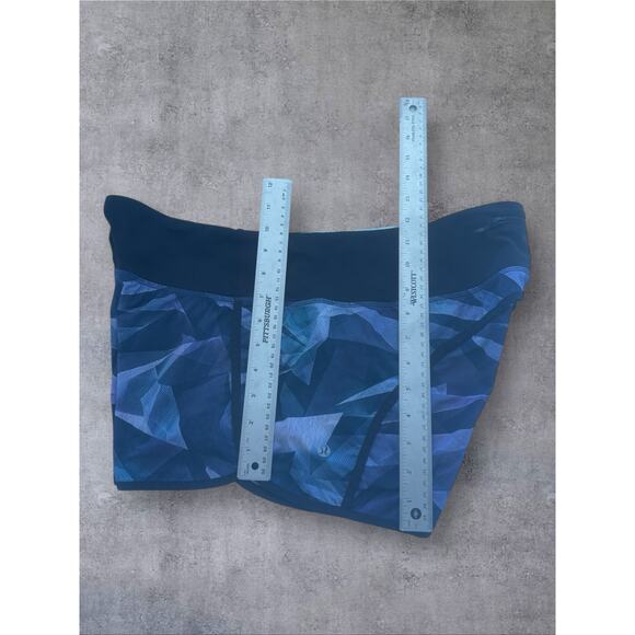 Lululemon Run Times Short 4-way Stretch 4in
Pretty Prism Multi Black Wmns Sz 12 - Picture 10 of 10